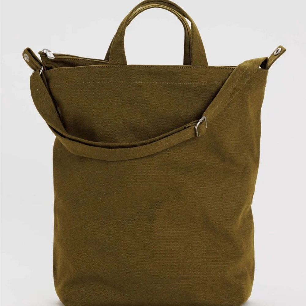 Olive Green Vertical Duck Bag | Baggu Tote | Casual Everyday Bag